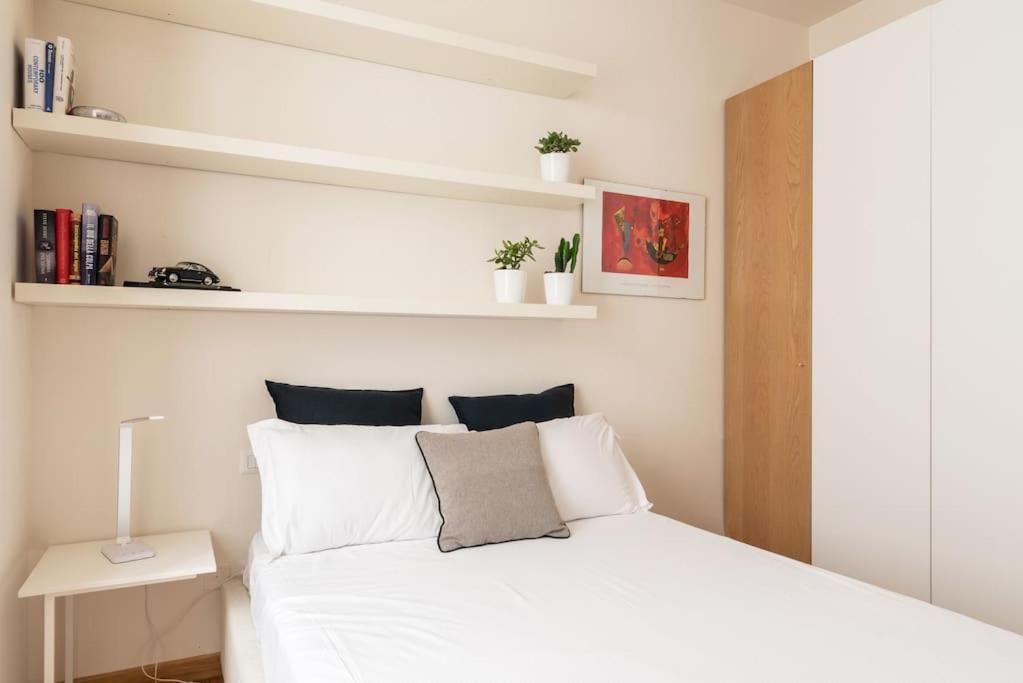 Studio Apartment Brera Milano Exteriör bild